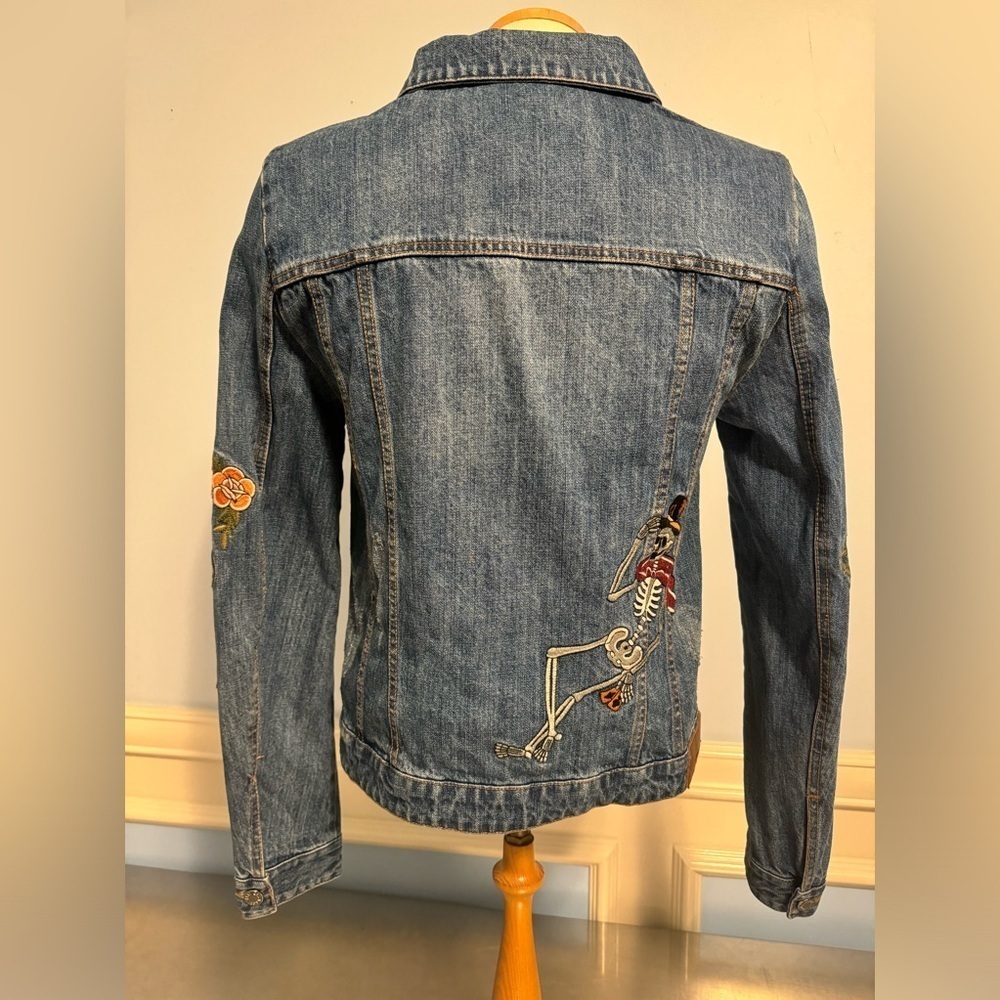 Zadig & Voltaire - RARE Kioky Tattoo embroidered denim jean jacket - Picture 5 of 16